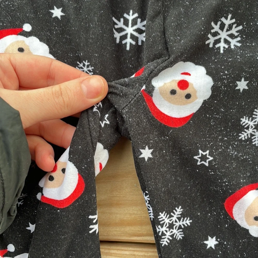 Santa Snowflake Print Bike Shorts
